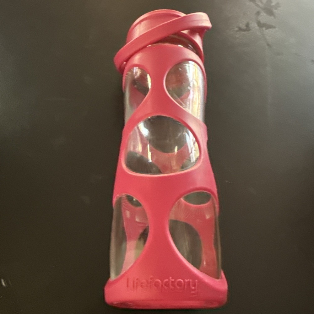 Lifefactory Glass Water Bottle 16 oz, Hex Silicone Sleeve Flip Cap